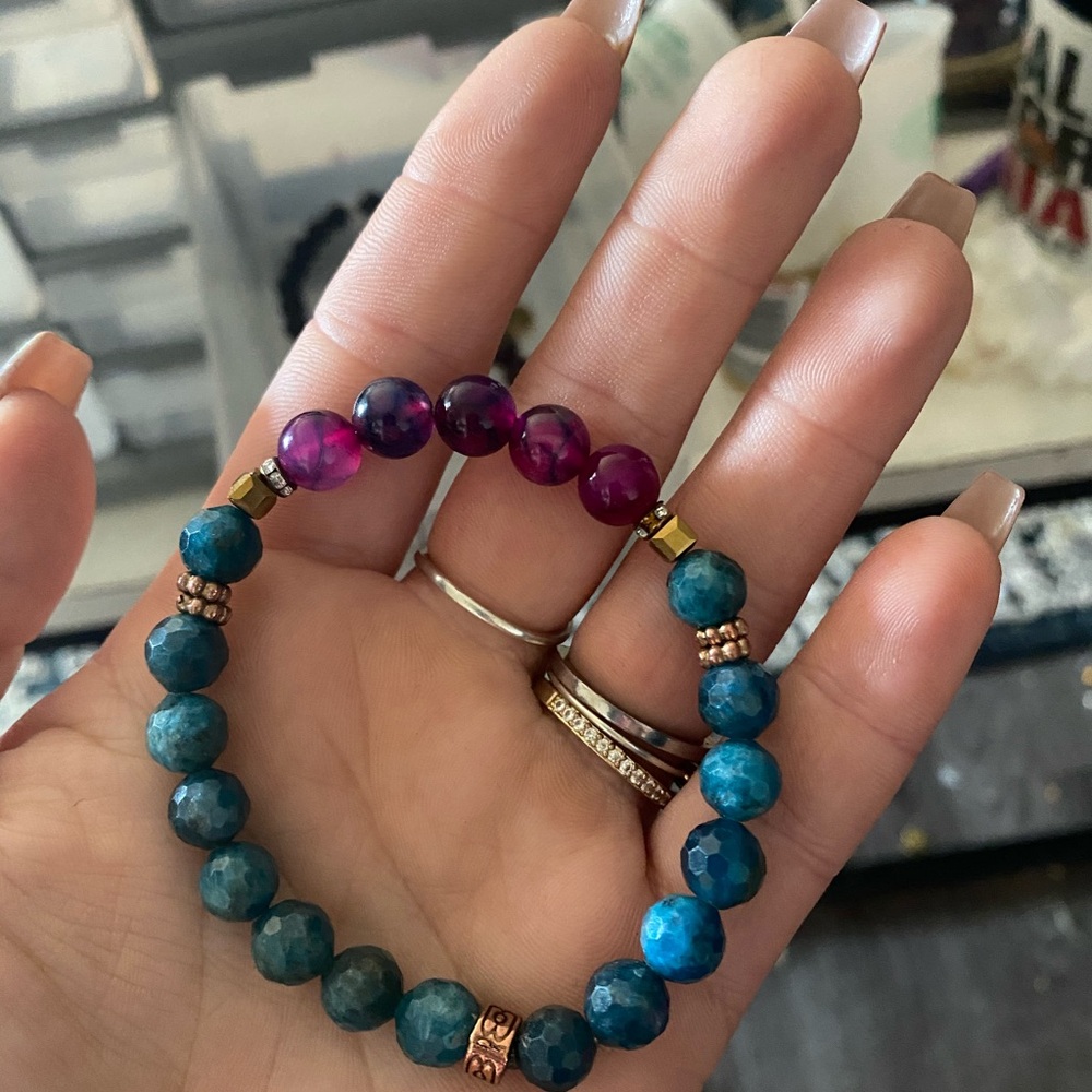 Elegant Purple Dragons Vein Agate and Blue Apatite Beaded Bracelet